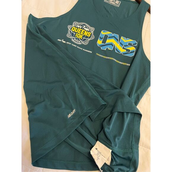 NEW BALANCE QUEENS 10K SINGLET NYRR - 2023 - Picture 11 of 12